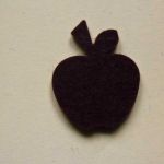 Martisoare fetru / pasla model: mar maro