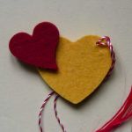 Inima galbena si rosie din pasla