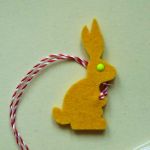 iepuras pasla / fetru galben