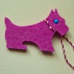 Catel roz din fetru /  pasla 