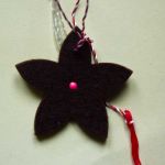 Flori colorate fetru/pasla martisor - brosa maro